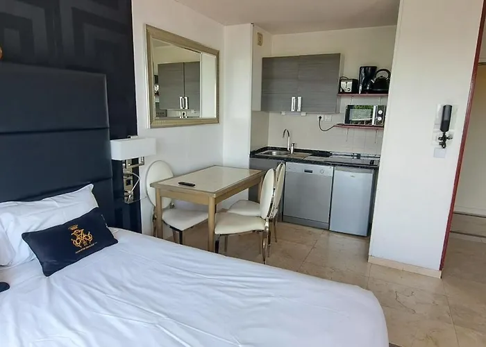 Appart- Le TrianonHotel Arcachon